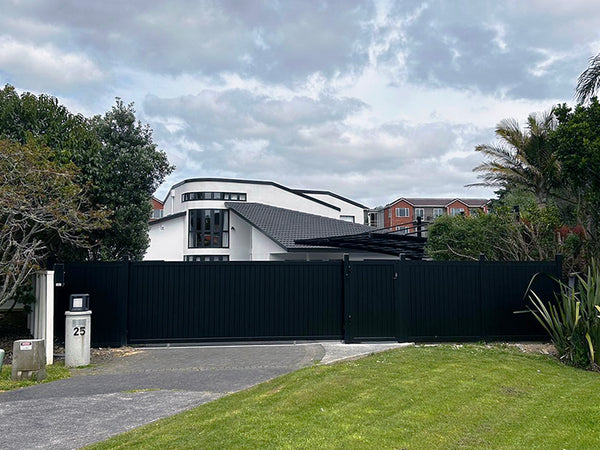 Custom Aluminium Automated Sliding Gates NZ | Homelovers