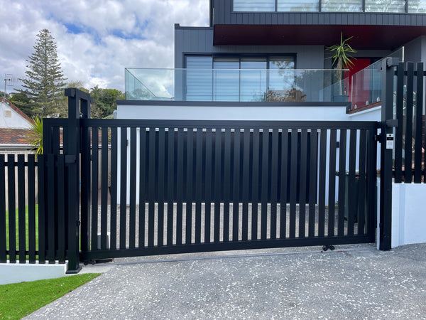 Custom Aluminium Automated Sliding Gates NZ | Homelovers