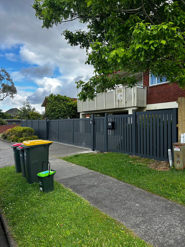 Custom Aluminium Fencing NZ | Premium Privacy Screens by Homelovers