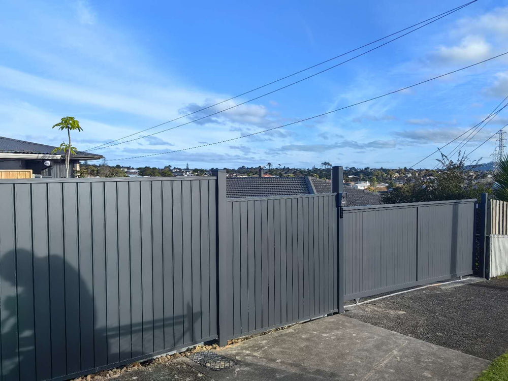 Custom Aluminium Fencing NZ | Premium Privacy Screens by Homelovers