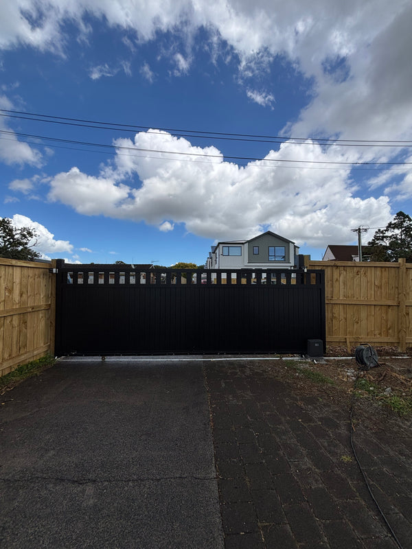Custom Aluminium Automated Sliding Gates NZ | Homelovers