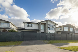 Custom Aluminium Fencing NZ | Premium Privacy Screens by Homelovers