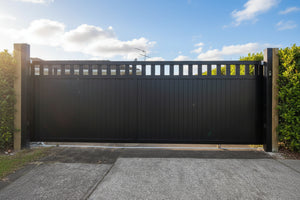 Custom Aluminium Fencing NZ | Premium Privacy Screens by Homelovers