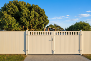 Custom Aluminium Fencing NZ | Premium Privacy Screens by Homelovers