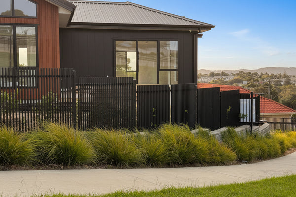 Custom Aluminium Fencing NZ | Premium Privacy Screens by Homelovers