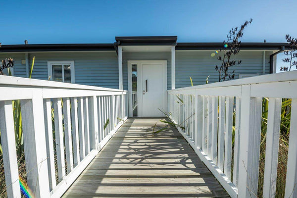 Architectural Aluminium Front Doors NZ | Homelovers