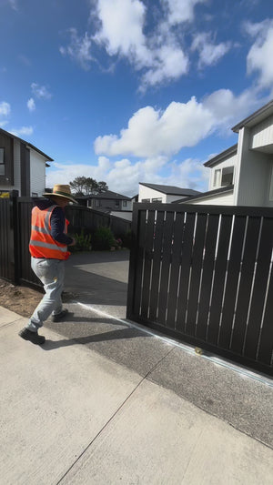 Custom Aluminium Automated Sliding Gates NZ | Homelovers